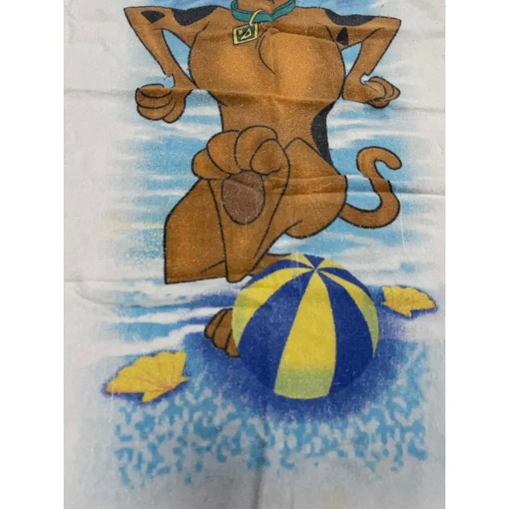 Vintage Scooby Doo Beach Towel 26x50 Cartoon Dog Pool Bath Well Loved Retro
